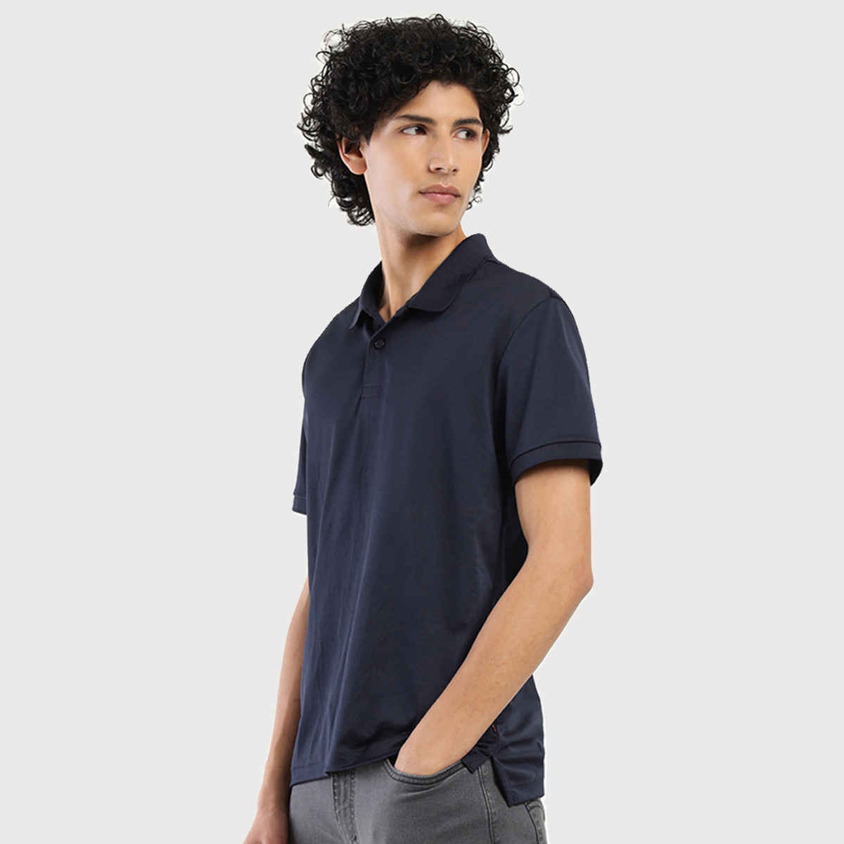 Levi's Men's 100% Polyester Polo T-shirt | Navy Blue - L