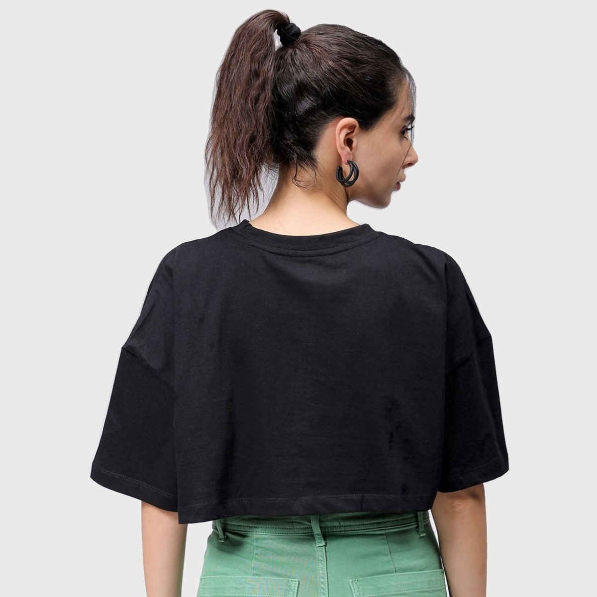 Freehand Women's Boxy Solid Casual Cropped T-shirt | 0424-Zfhcntee6-01 | Black - L