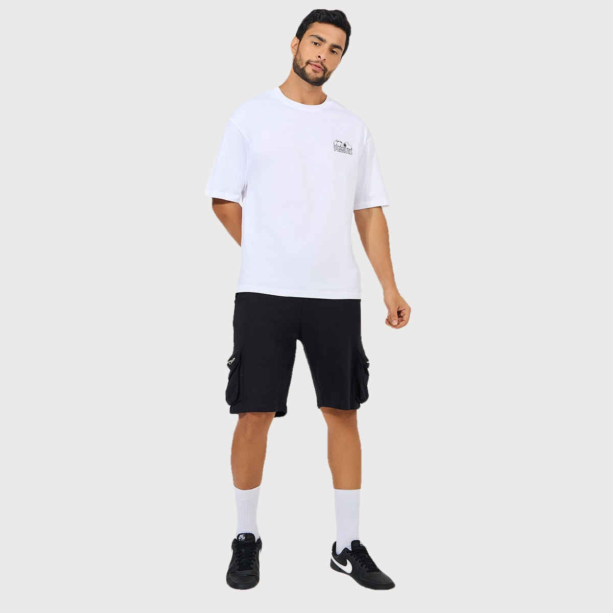 Styli Men's Oversized Tee with Snoopy Chest Graphic in Compact Jersey | White - M