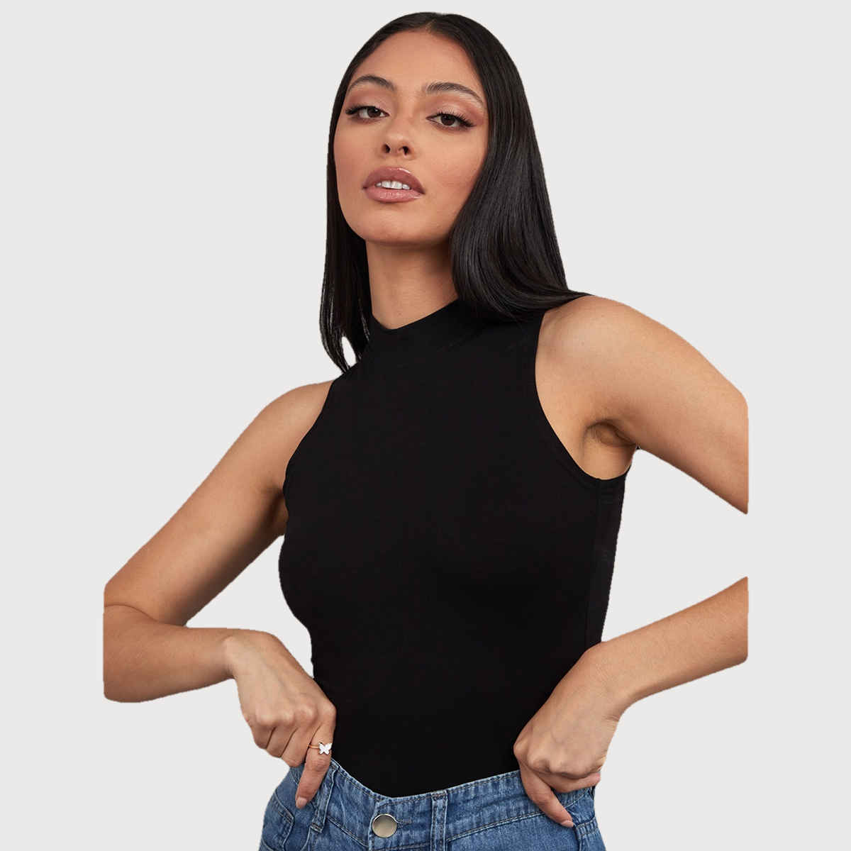 Styli Women's Sleeveless High Neck Knit Top | Black - L