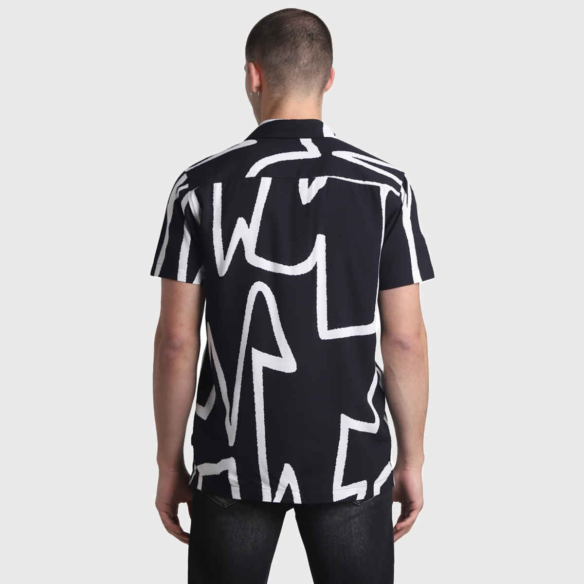 JACK & JONES Men's Abstract Print Short Sleeves Shirt | Black - M