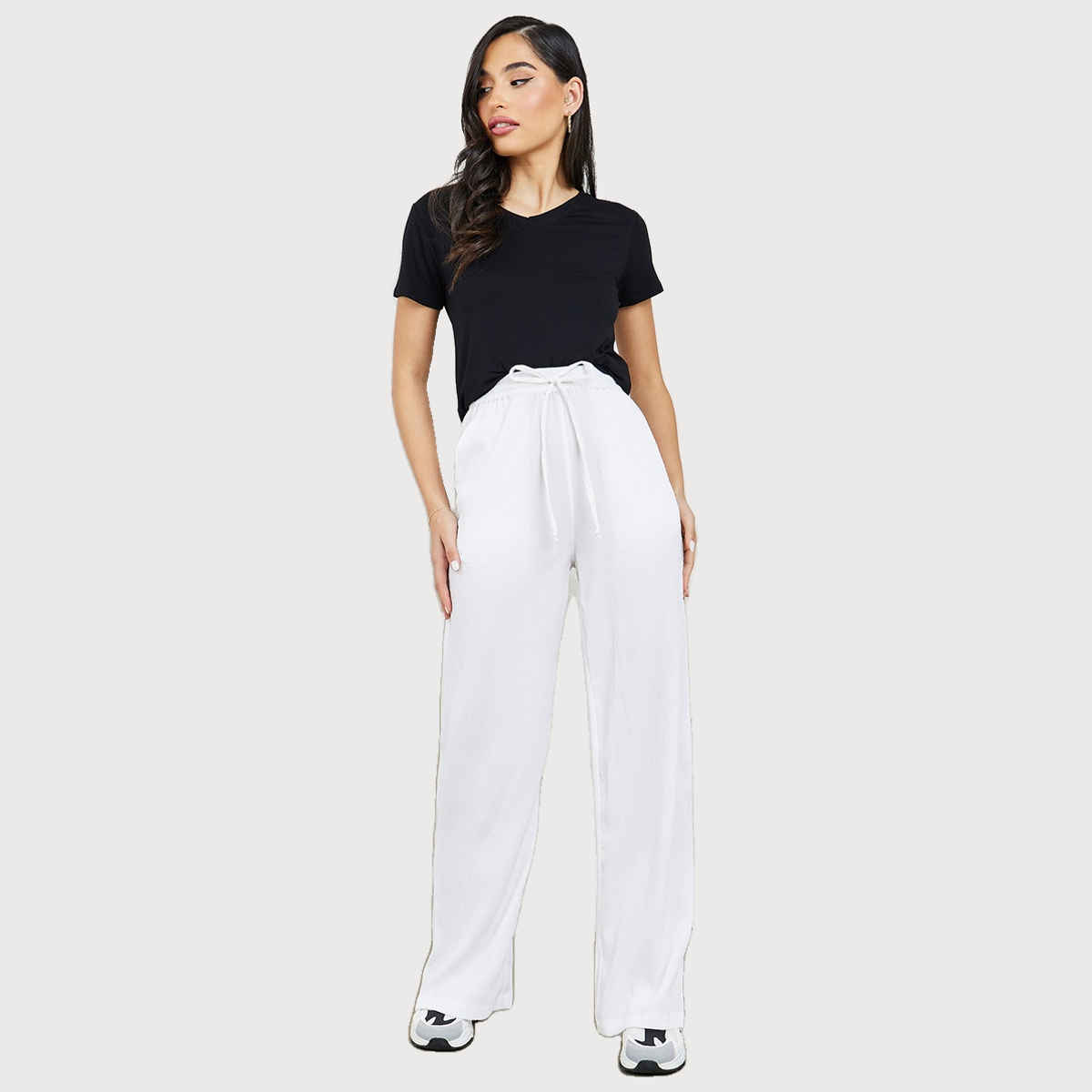 Styli Women's Wide Leg Pants with Side Pocket and Textured Fabric | Off White - 26