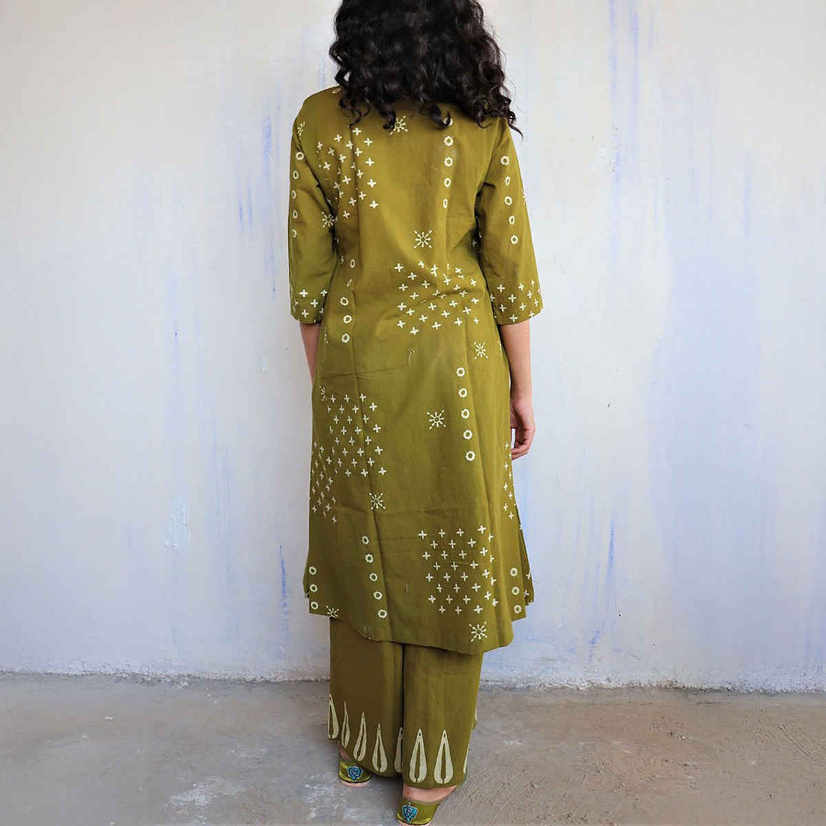 GoSriKi Women's Viscose Rayon Straight Printed Kurta with Palazzo | CHAURYA | Mehandi - M