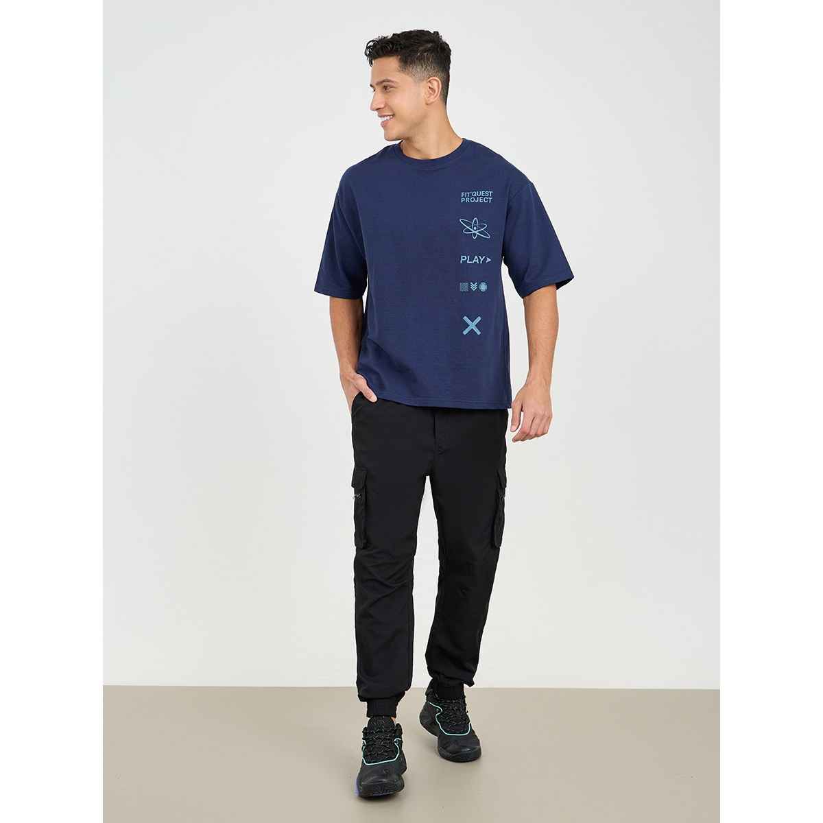 Styli Men's Oversized Athleisure T-shirt with Slogan Print | Navy Blue - XL