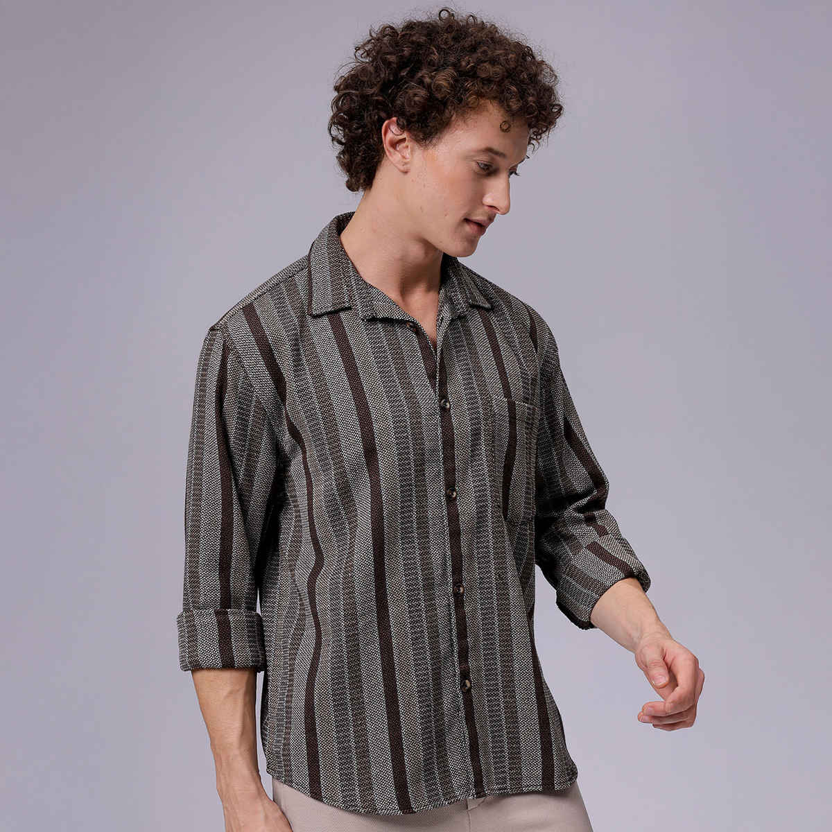 The Indian Garage Co Men's Relaxed Fit Striped Resort Shirt | Khaki - L