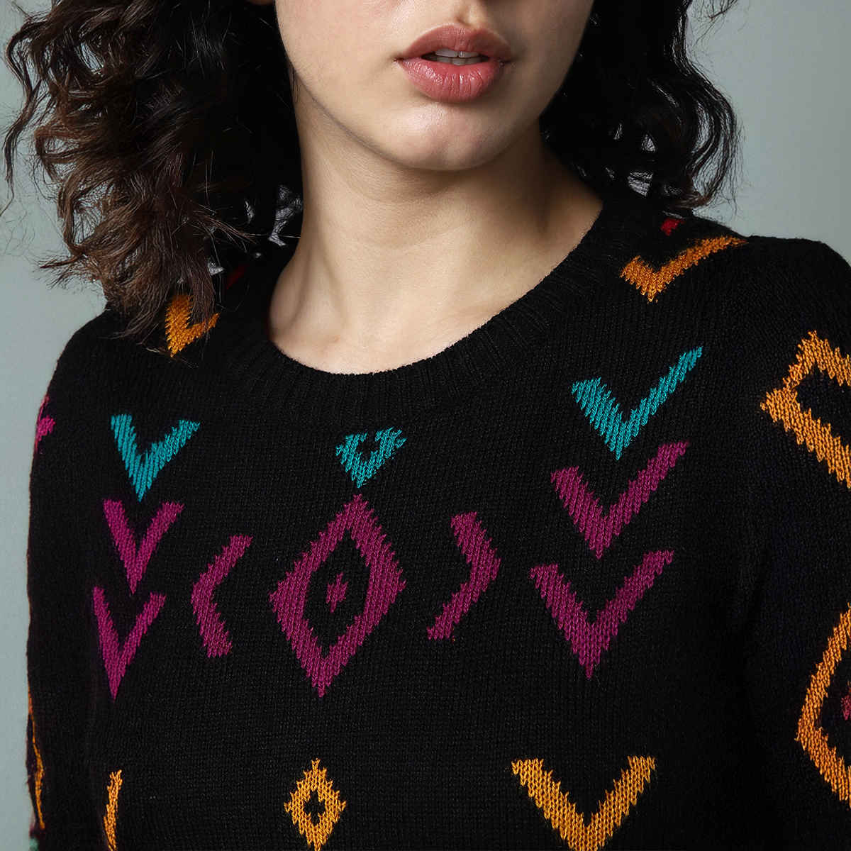 High Star Women's Geometric Printed Pullover | Black - M