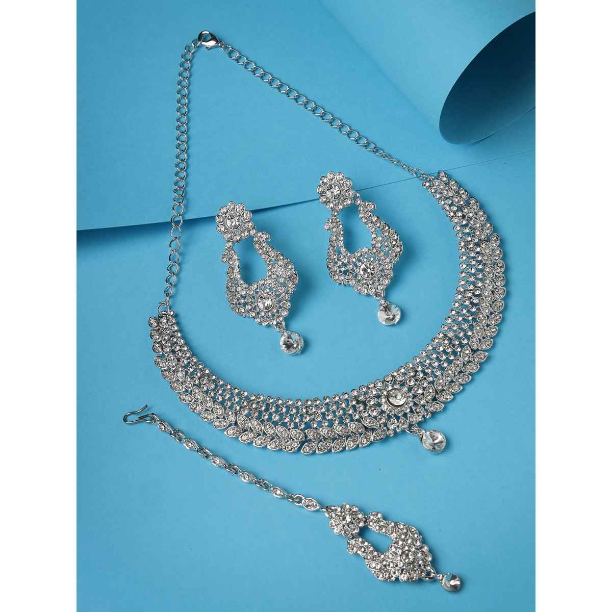 Sukkhi Rhodium Plated Silver Collar Bone Necklace & Earring With Maangtika Set for Women