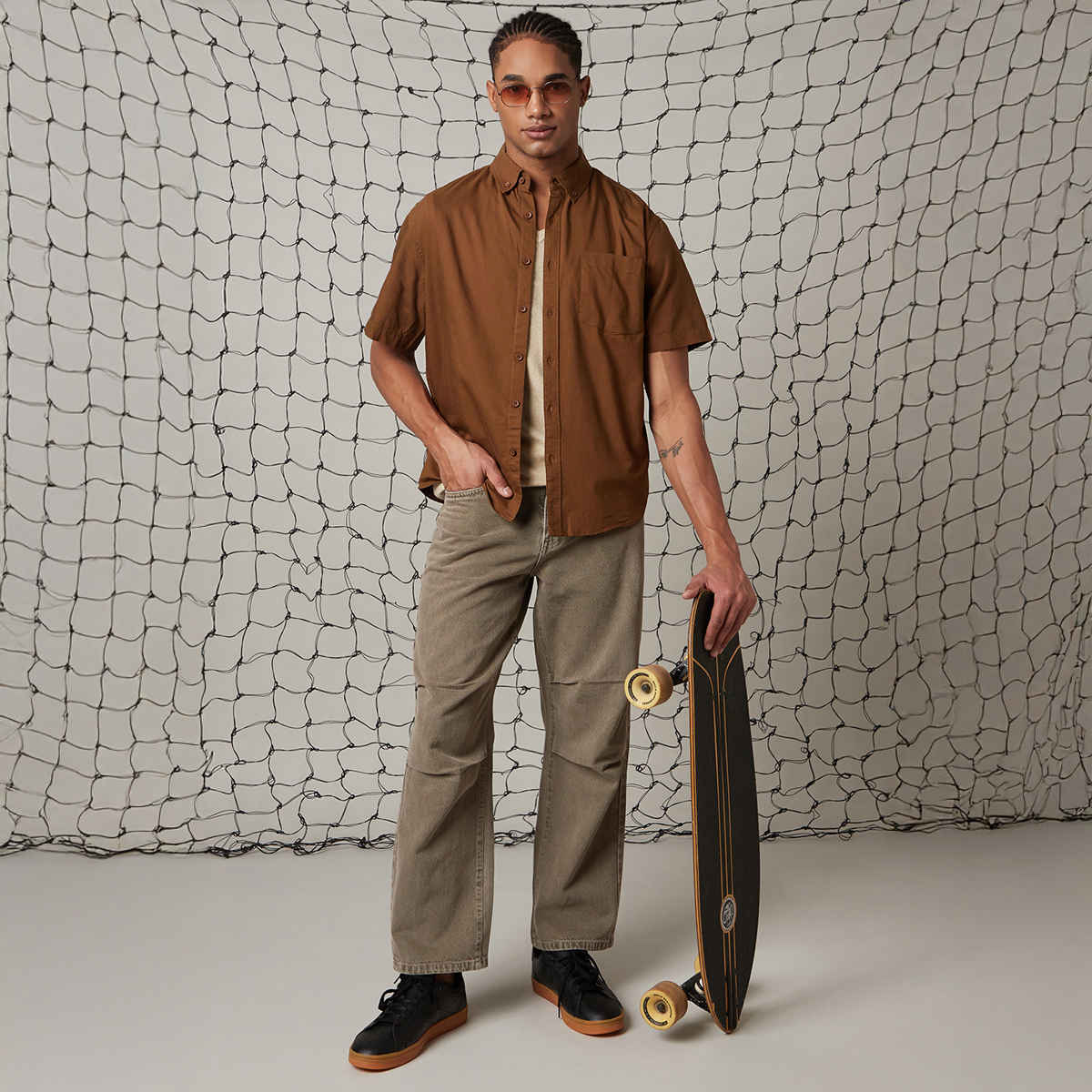 Hubberholme Men's Oversize Half Sleeve Opaque Casual Shirt | Brown - 42