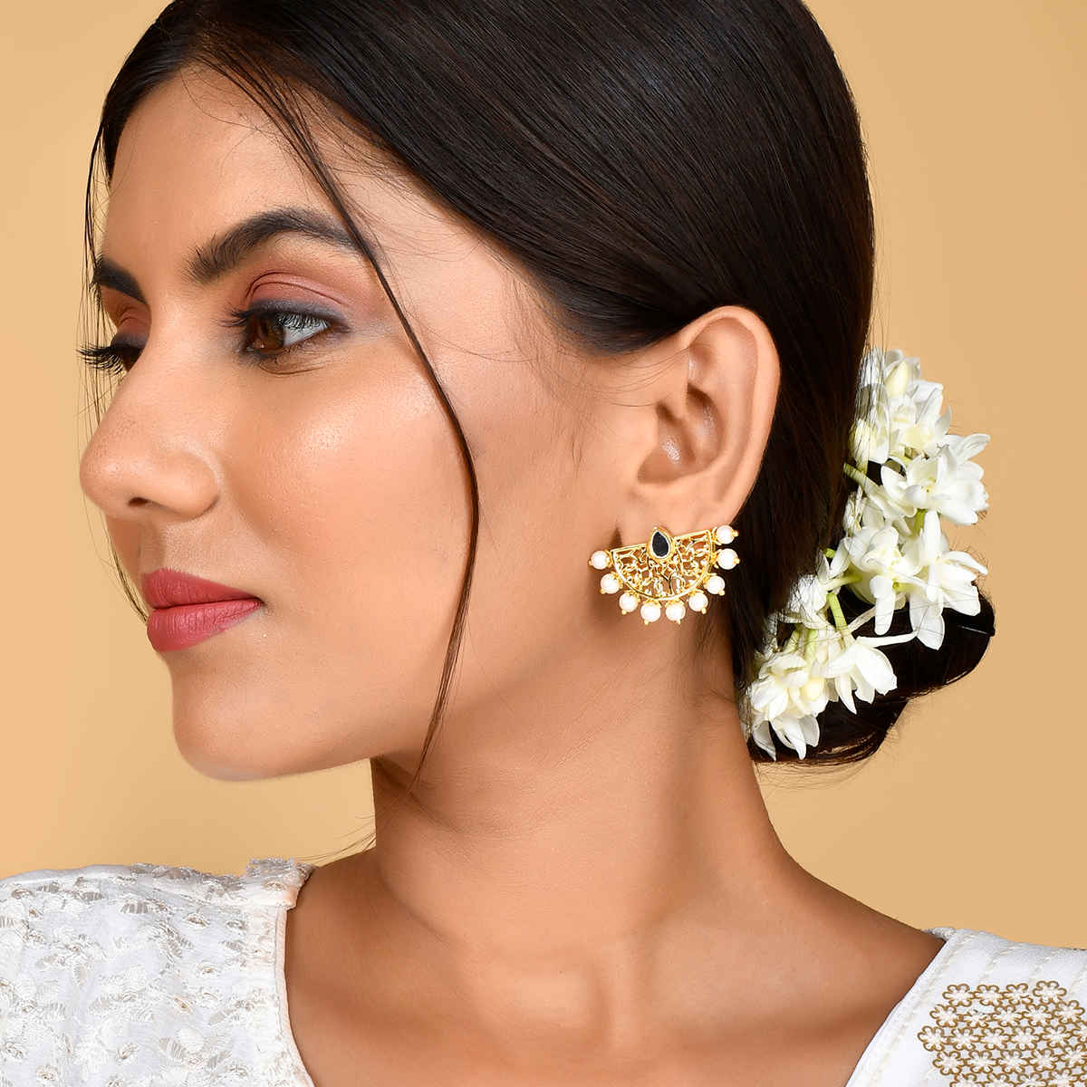 Voylla Nazakat Pur Kashish Drop Earring