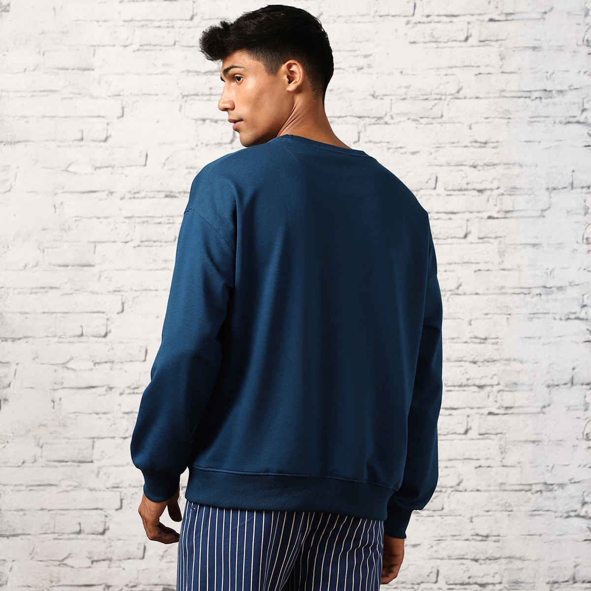 Nobero Men's Oversized Solid Sweatshirt | Navy Blue - S