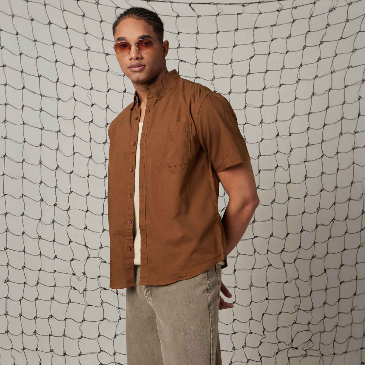 Hubberholme Men's Oversize Half Sleeve Opaque Casual Shirt | Brown - 42