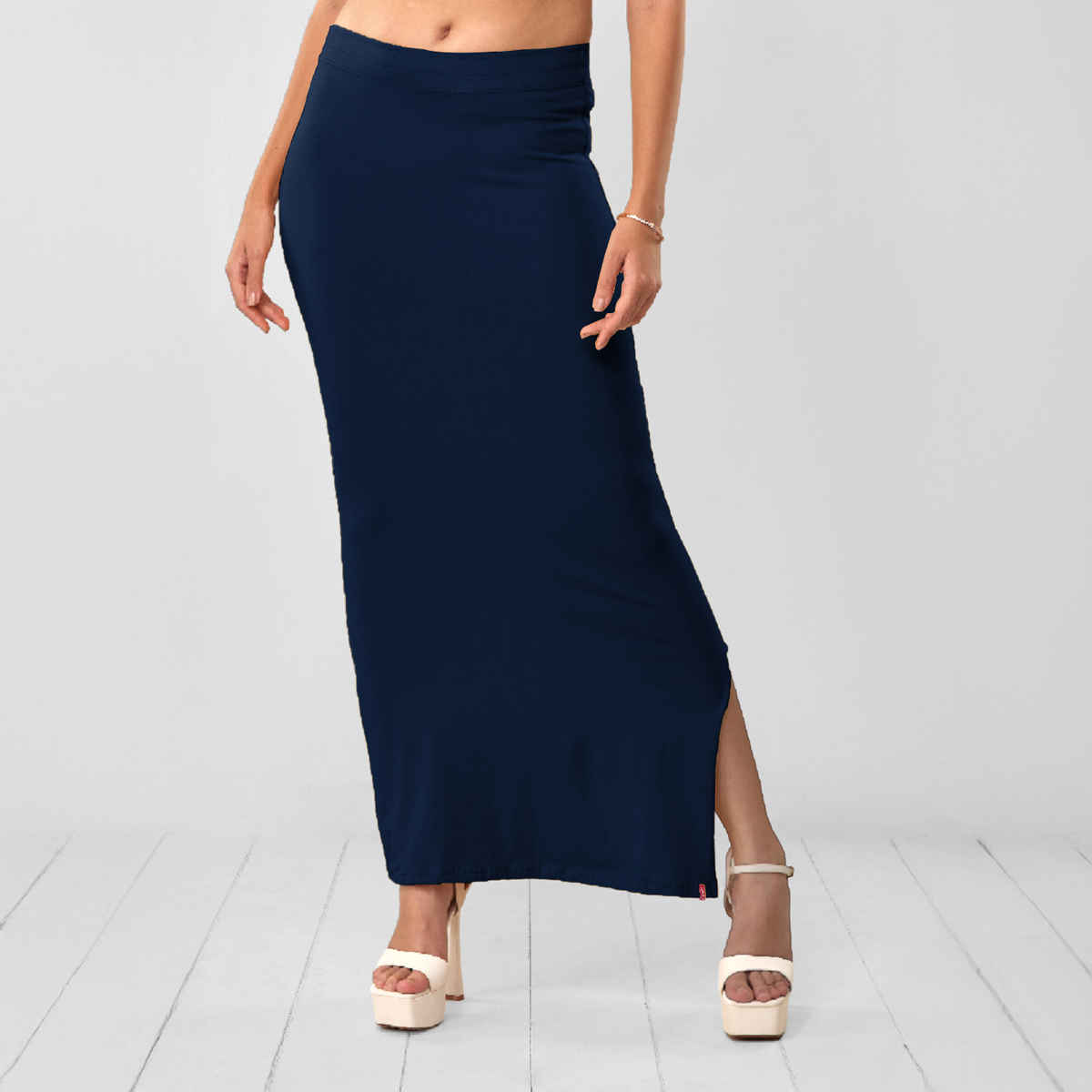 Lyra Women's Saree Shaper | Navy - Free Size