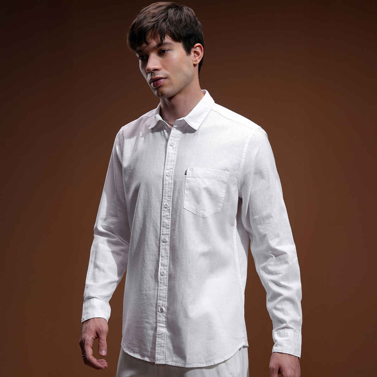 Highlander Men's Slim Fit Casual Shirt | White - M