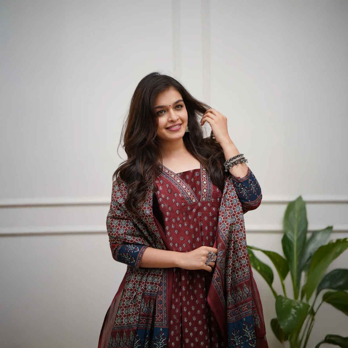 GoSriKi Women's Viscose Rayon Anarkali Printed Kurta with Pant & Dupatta | NAKULA | Wine - XL