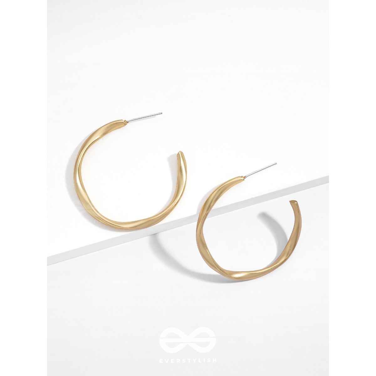 Everstylish The Subtle Affirmation Golden Twists Hoop Earrings