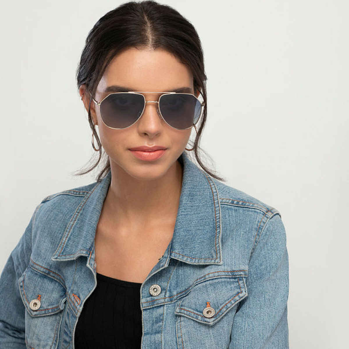 Vincent Chase By Lenskart Unisex Solid Metal Aviator Sunglasses | Black and Gold - L