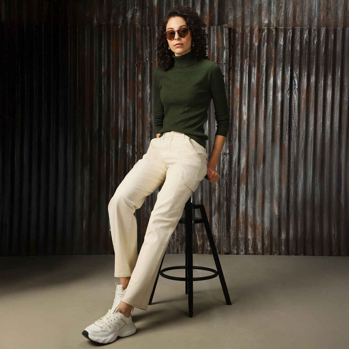 High Star Women's Ribbed Turtle Neck Solid Pullover | Dark Green - XL