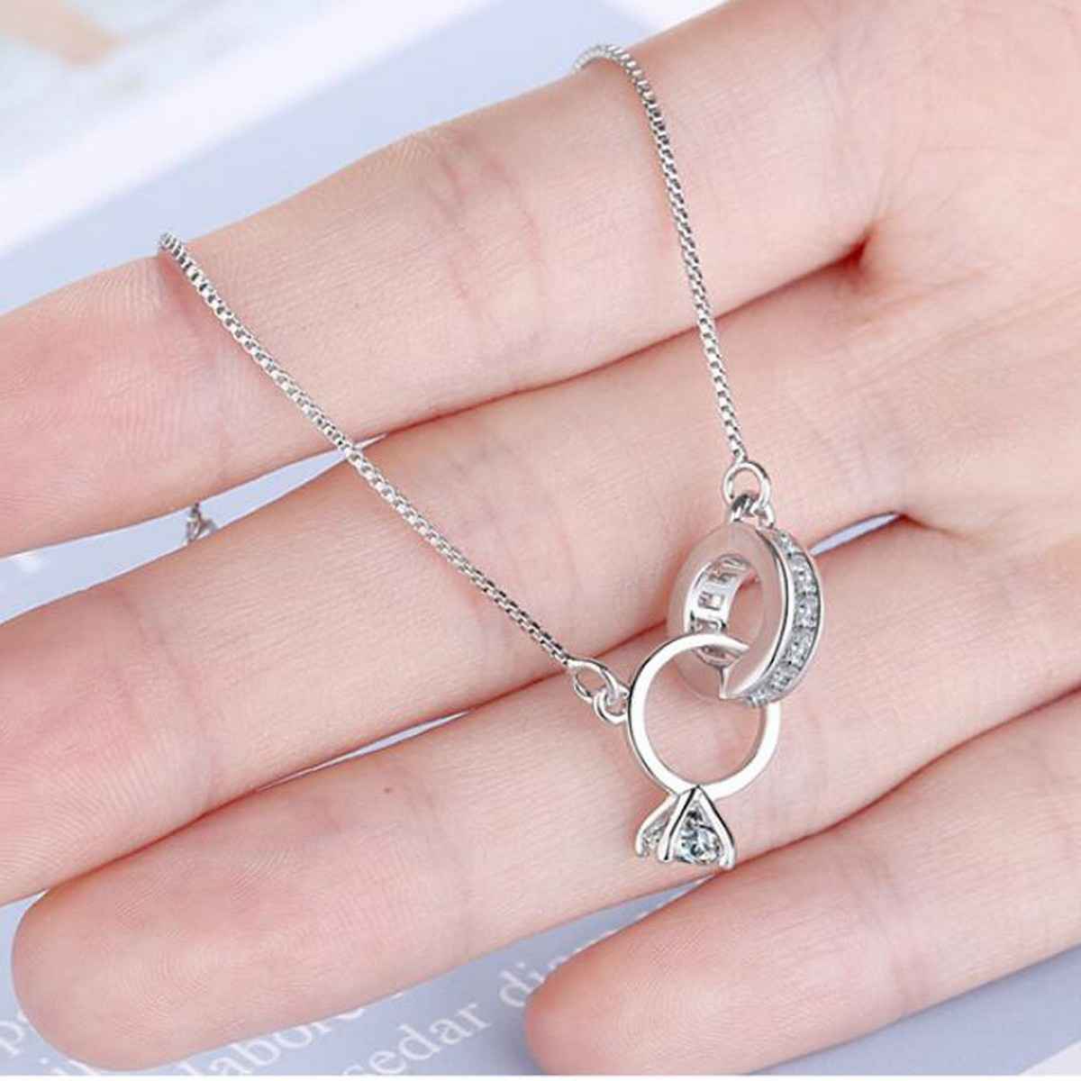 Fashion Frill Women Interlocking Rings Bracelet Silver Regular