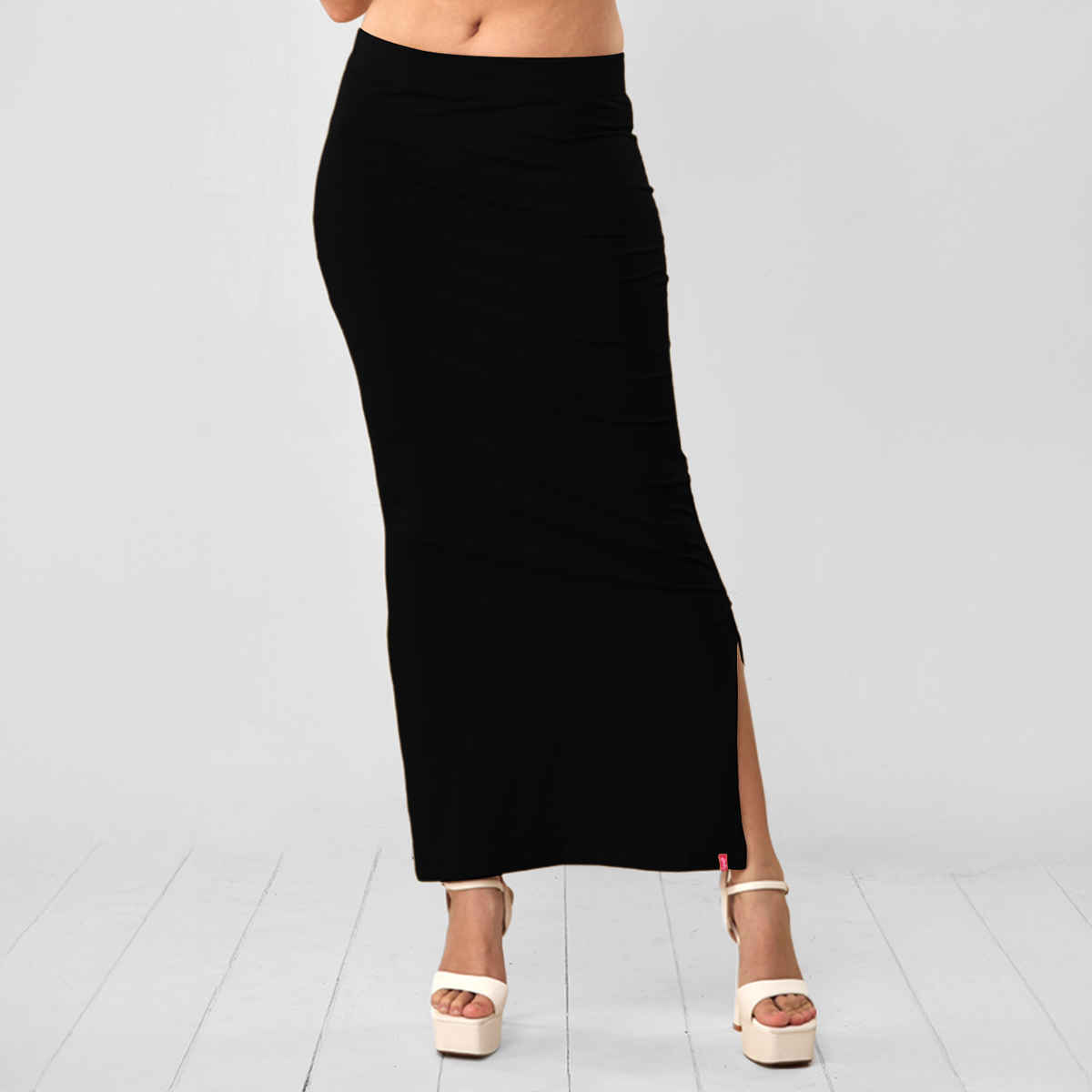 Lyra Women's Saree Shaper | Black Plus - Free Size