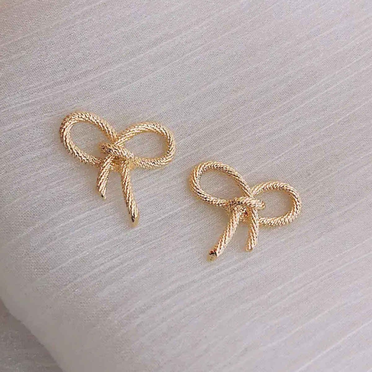 Estailo Fashion Women's Bling Blogger Bow Earring | Lightweight Statement Jewellery | E0000908