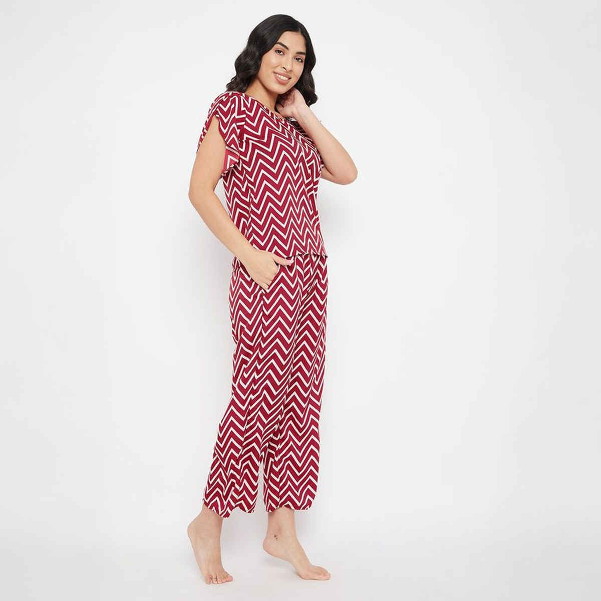 Clovia Women's Chevron Print Rayon Top & Pyjama Set | LS0534D04 | Red - XL
