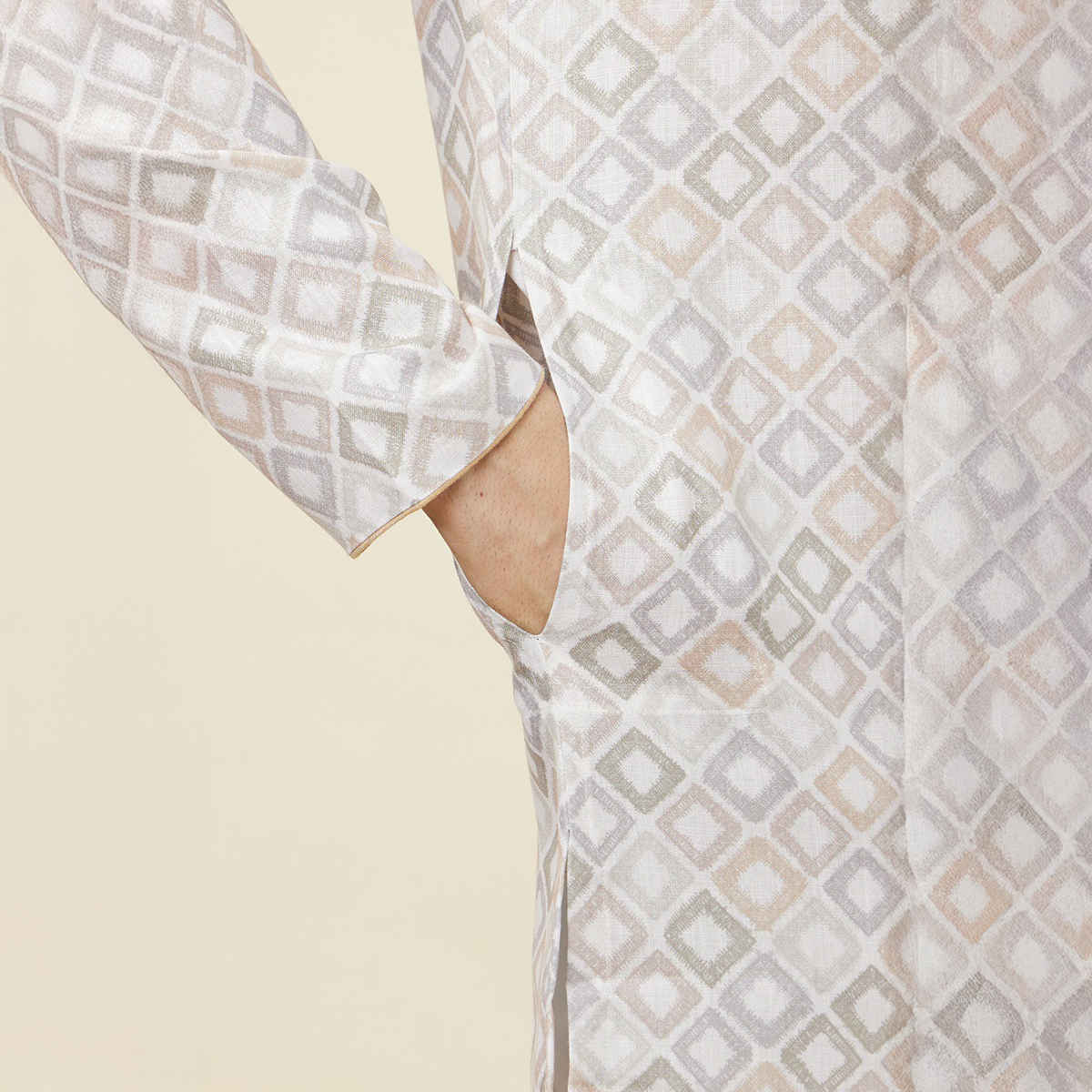 Manyavar Cream Blended Cotton Self Design Kurta | M