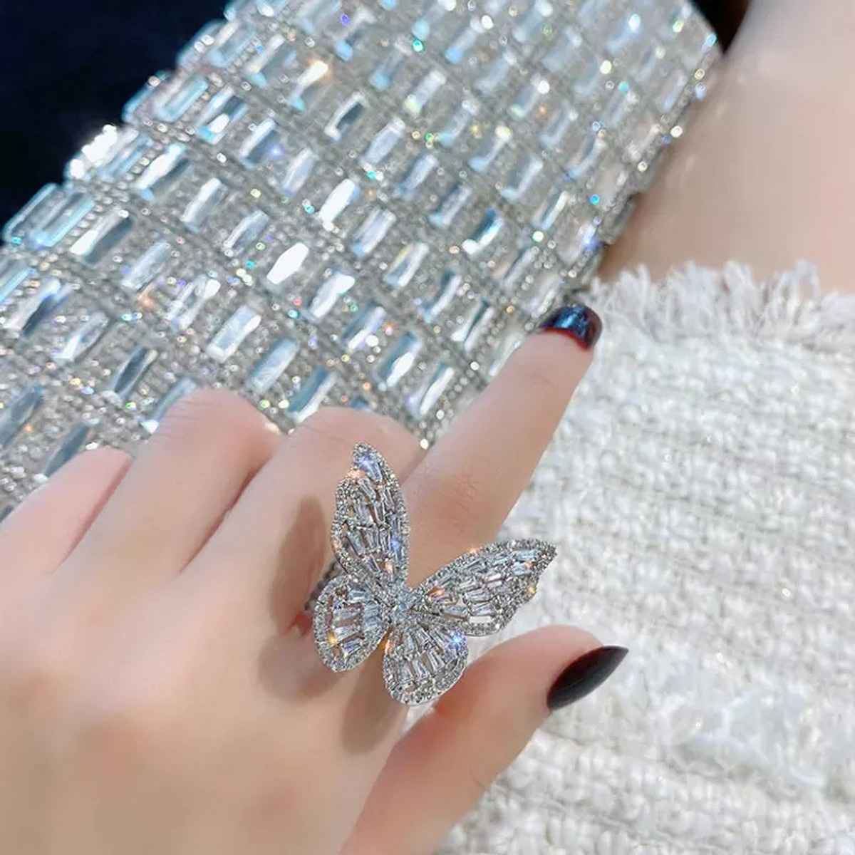 Fashion Frill Women's Butterfly Rings Silver Adjutable