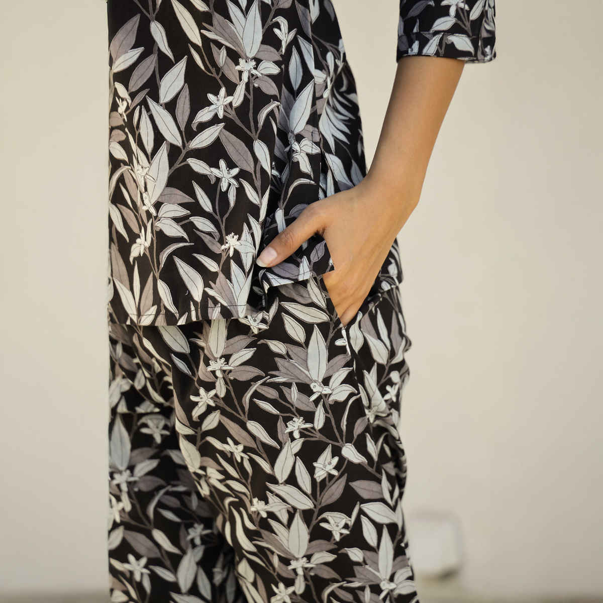 Sanskrutihomes Women Printed Pure Cotton Night Suit | Black - White | S