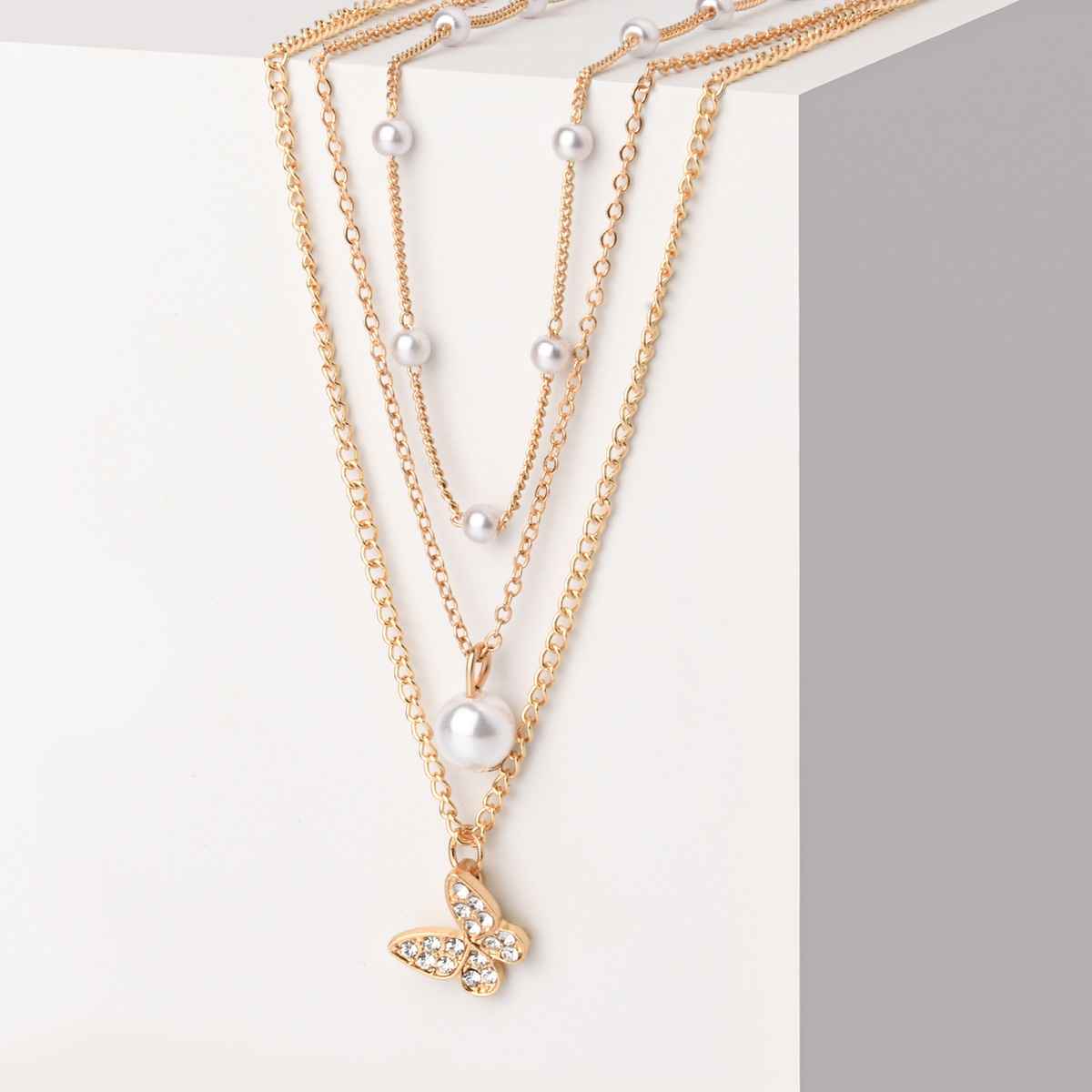 Toniq Flutter Pearl 3 Layered Necklace