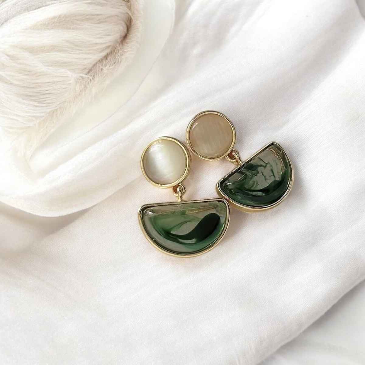 Just Lil Things Cat Eye Green Ink Earrings | Jlt12127