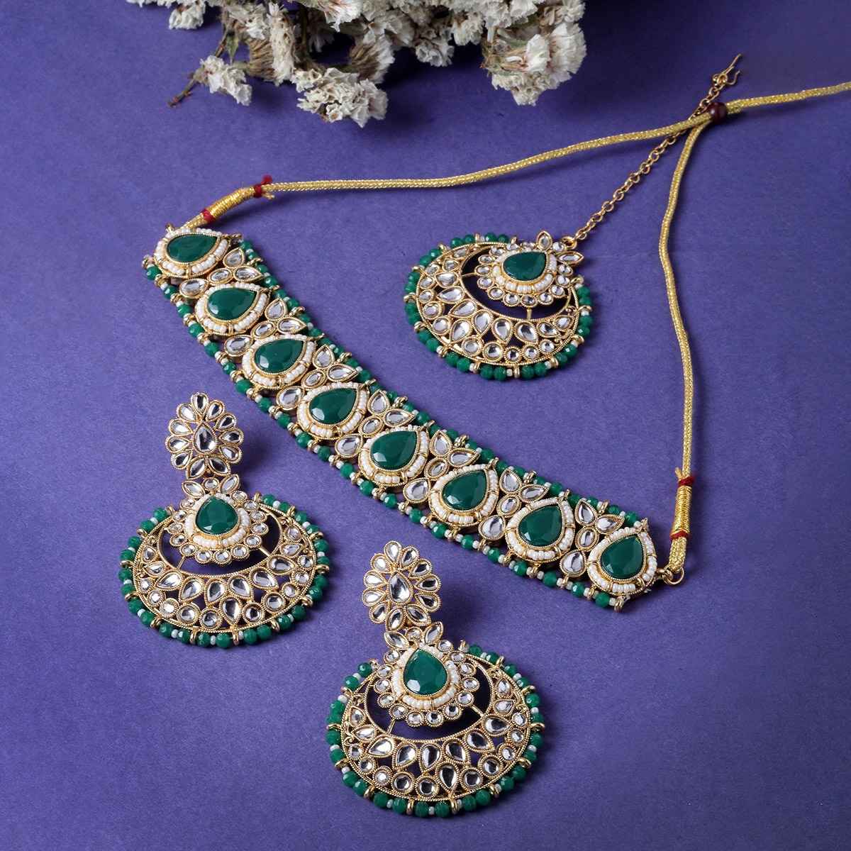 Sukkhi Refined Gold Plated Green Kundan & Beads Studded Choker Necklace Set