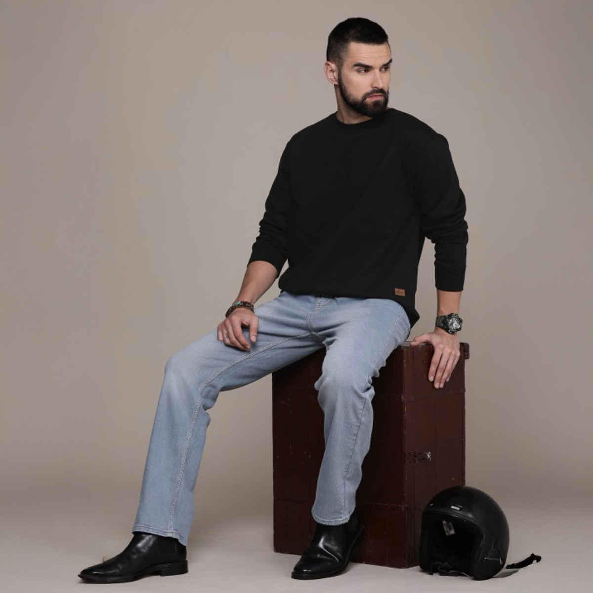 Outlaws Men's Cotton Rich Premium Sweatshirt | Black - M