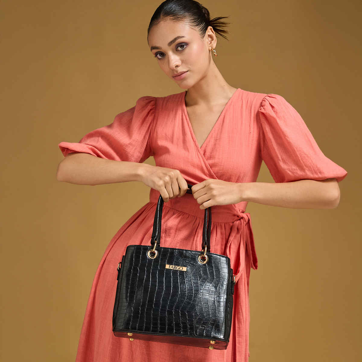 Fargo Women's Premium Handbag | Black