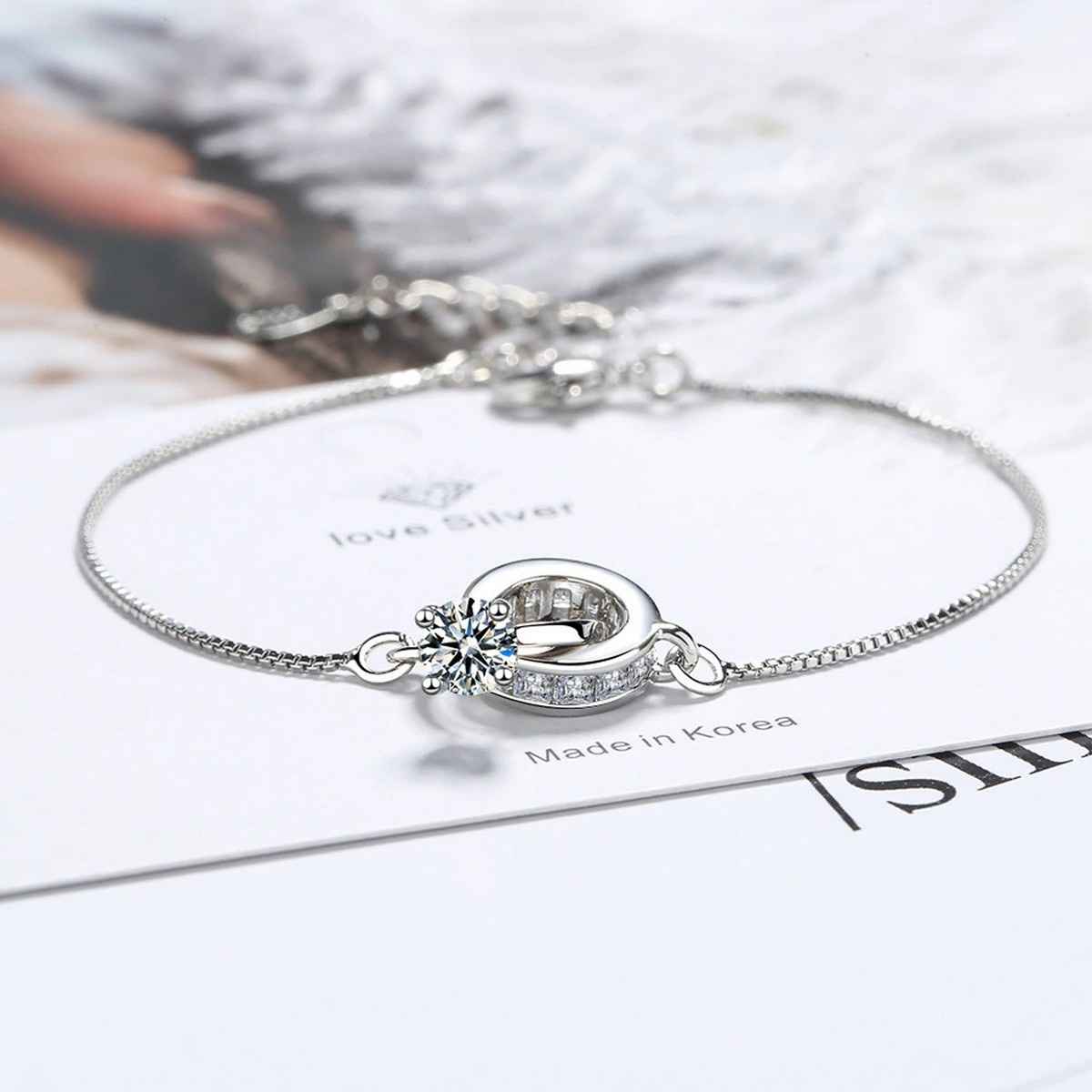 Fashion Frill Women Interlocking Rings Bracelet Silver Regular