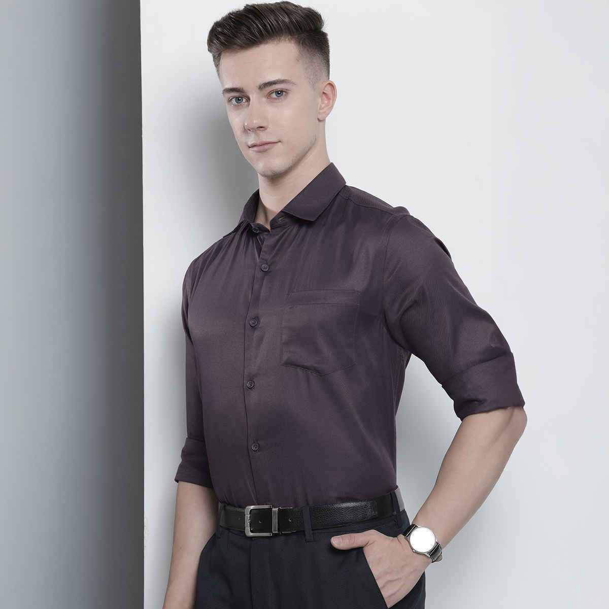The Indian Garage Co Men's Slim Fit Solid Formal Shirt | Purple - M