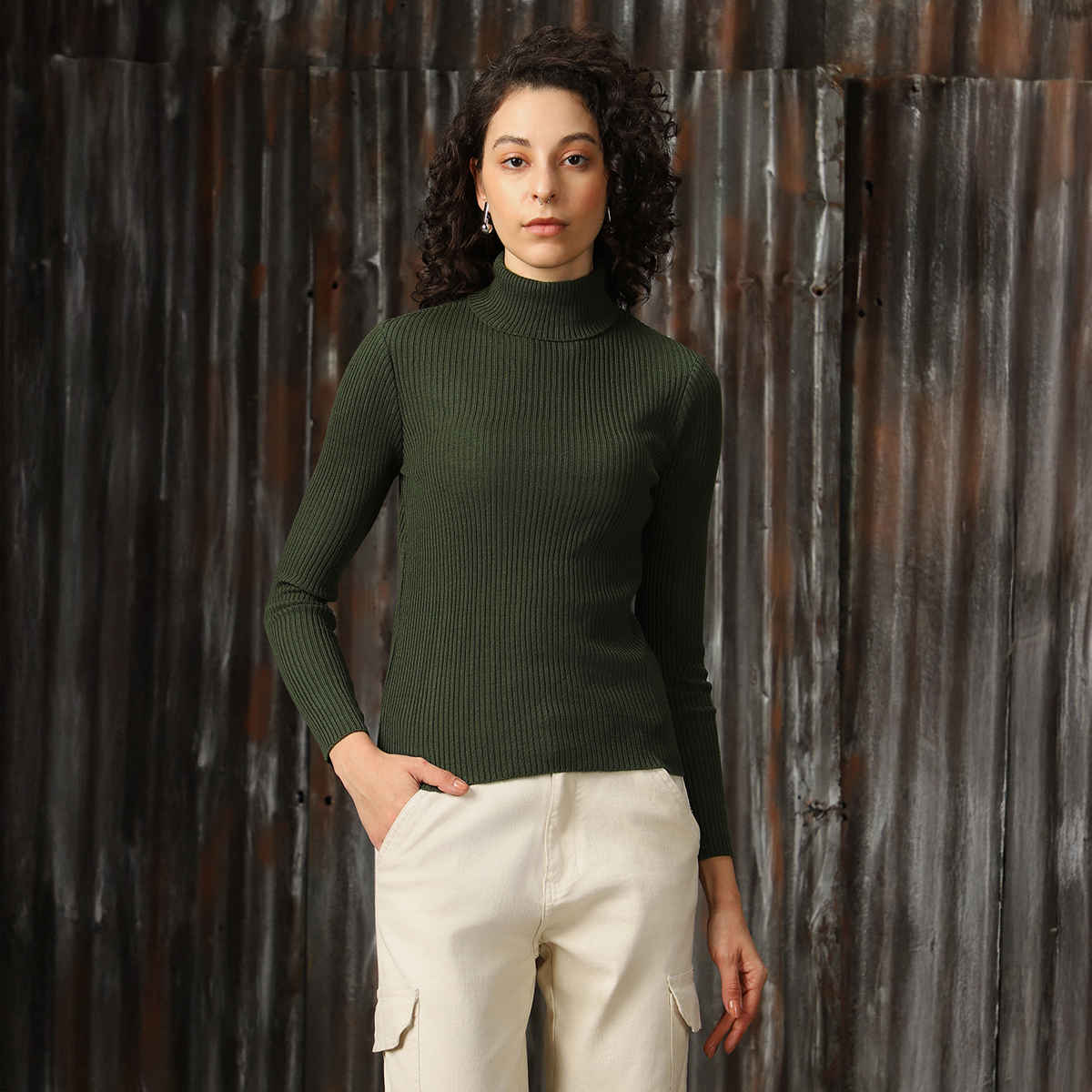 High Star Women's Ribbed Turtle Neck Solid Pullover | Dark Green - XL