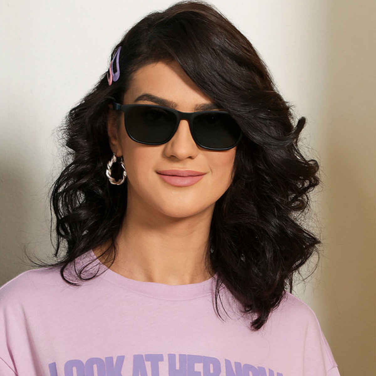 Vincent Chase By Lenskart Unisex Solid Plastic Wayfarer Sunglasses | Black - L