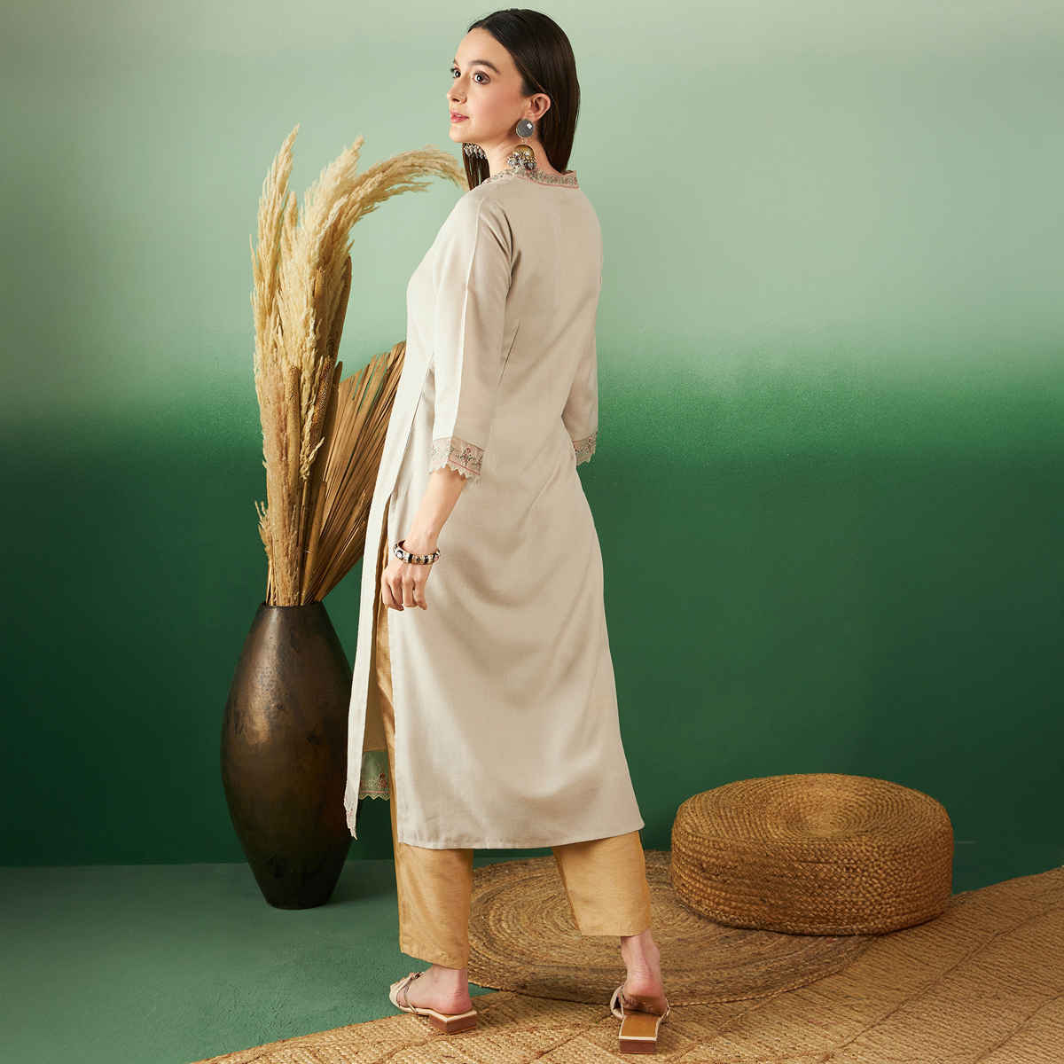 Kesaria Women's Trendy Stylish Kurti | Light Green - XXL