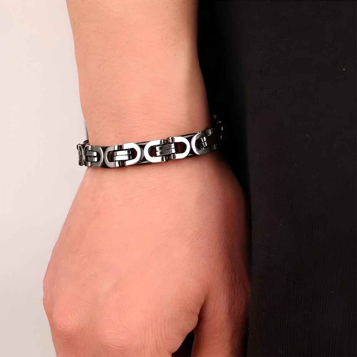 Fashion Frill Men's Intelink Bracelet Silver