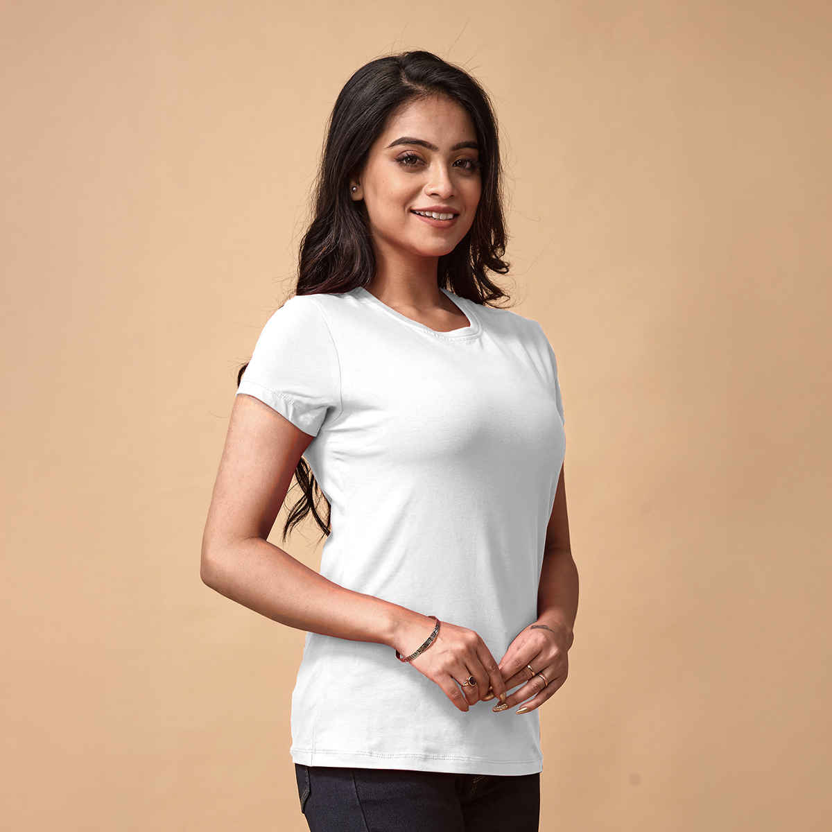 Lyra Women's T-shirt Round Neck Solid | White - M