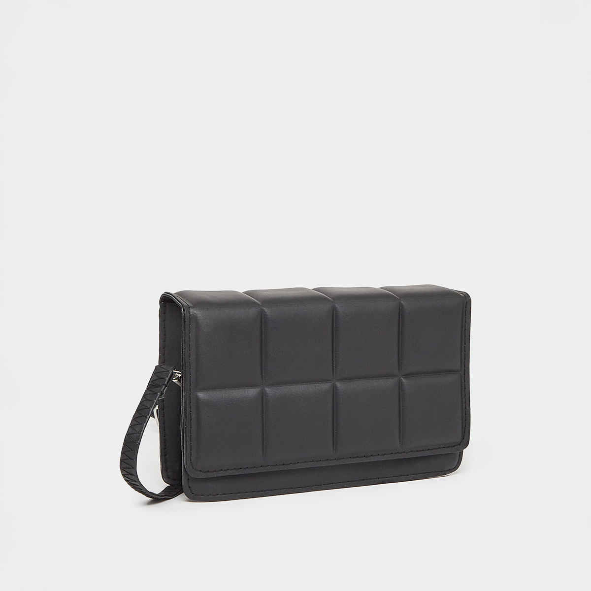 Styli Women's Plain Quilted Shoulder Bag | Black