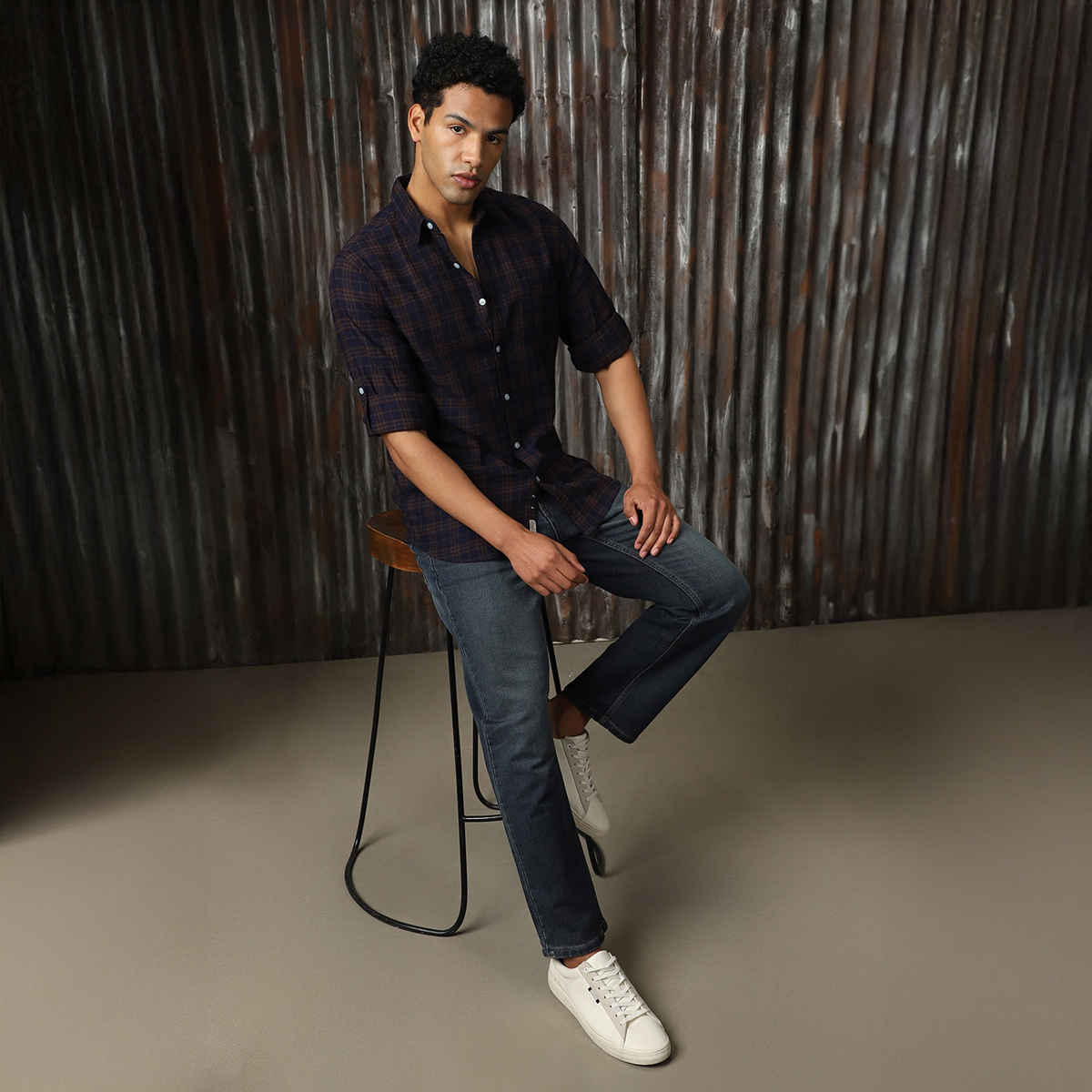 High Star Men's Spread Collar Tartan Checked Cotton Casual Shirt | Navy - 40