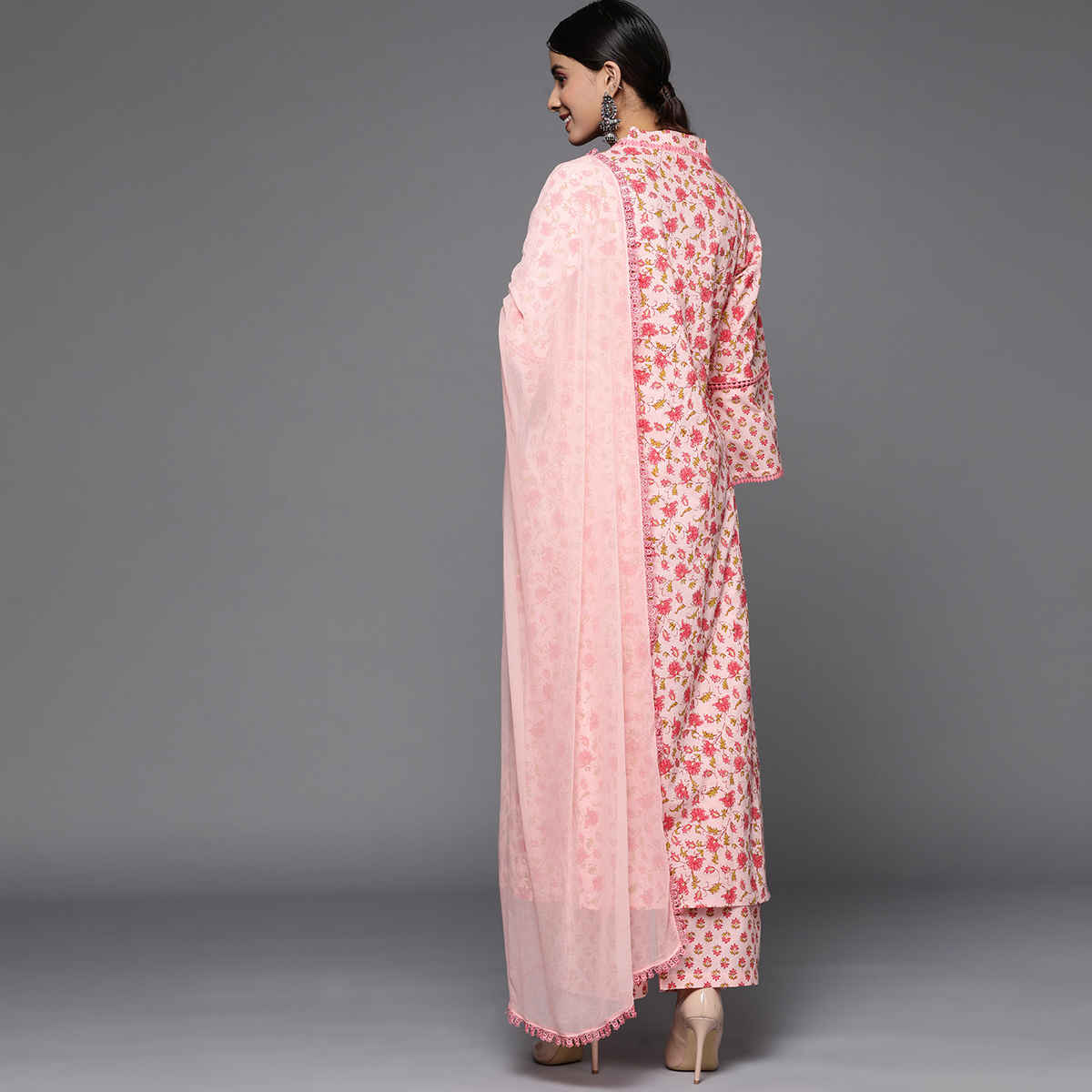 Varanga Women's V-Neck Collar Kurta Paired with Tonal Dupatta And Tonal Bottom | Pink - L