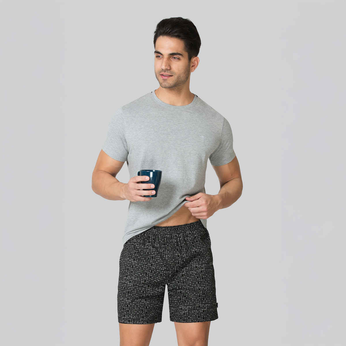 Van Heusen Apparel Men's Printed Functional Pockets Ultra Soft Boxer Shorts - M