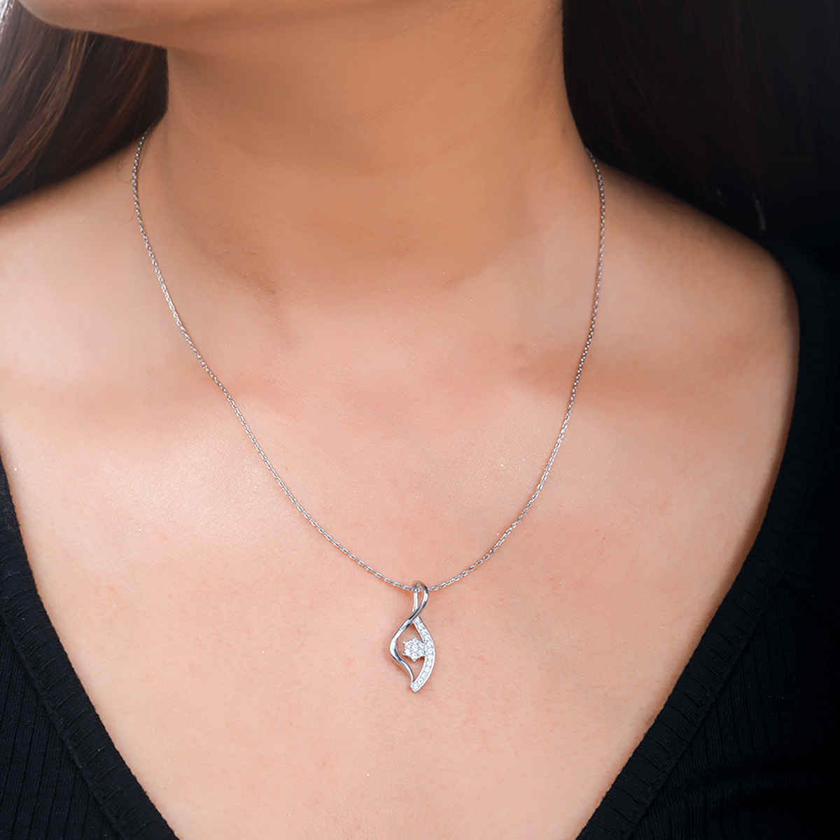 Voylla 925 Sterling Silver American Diamond Leaf Pendant With Chain