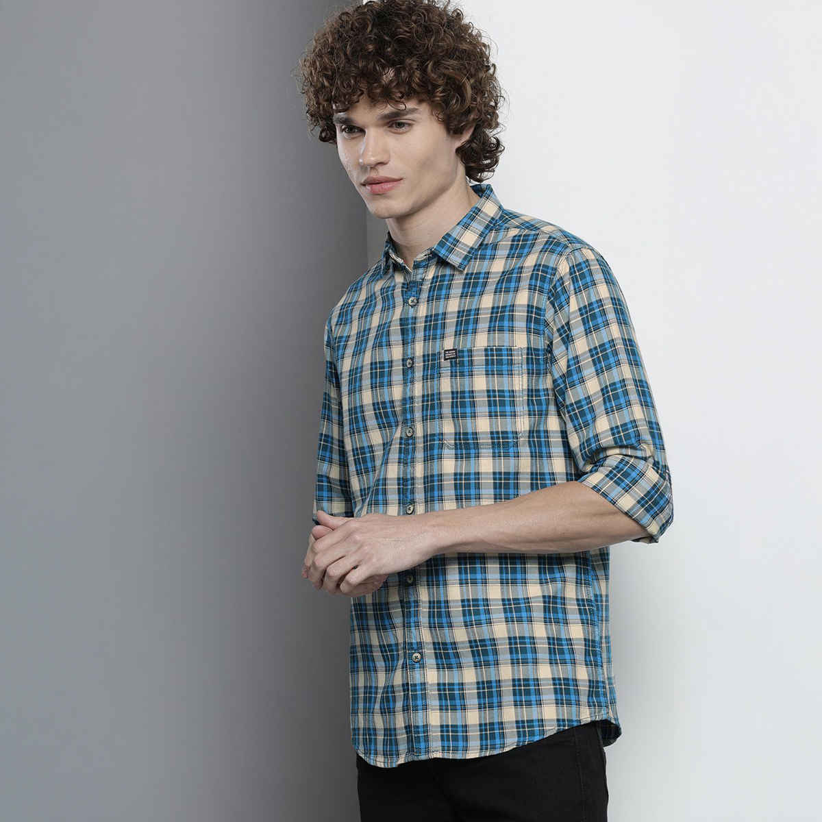 The Indian Garage Co Men's Slim Fit Checkered Casual Shirt | Blue - M