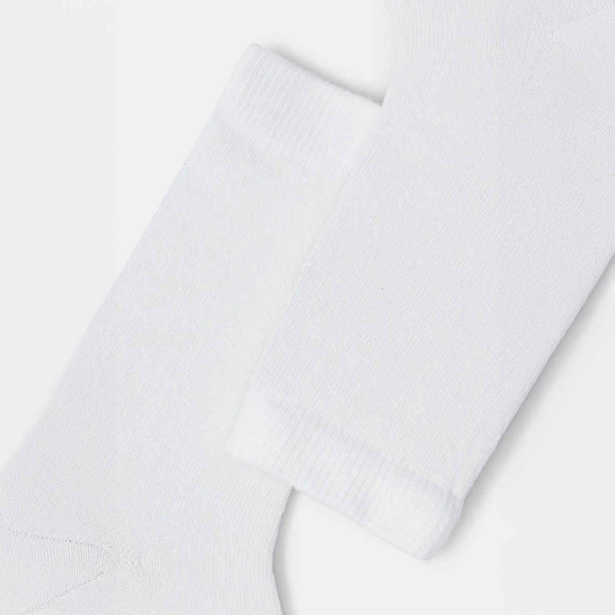 Jockey Unisex Solid Cotton, Nylon and Elastane Crew Length Socks | White | 11 - 12 years