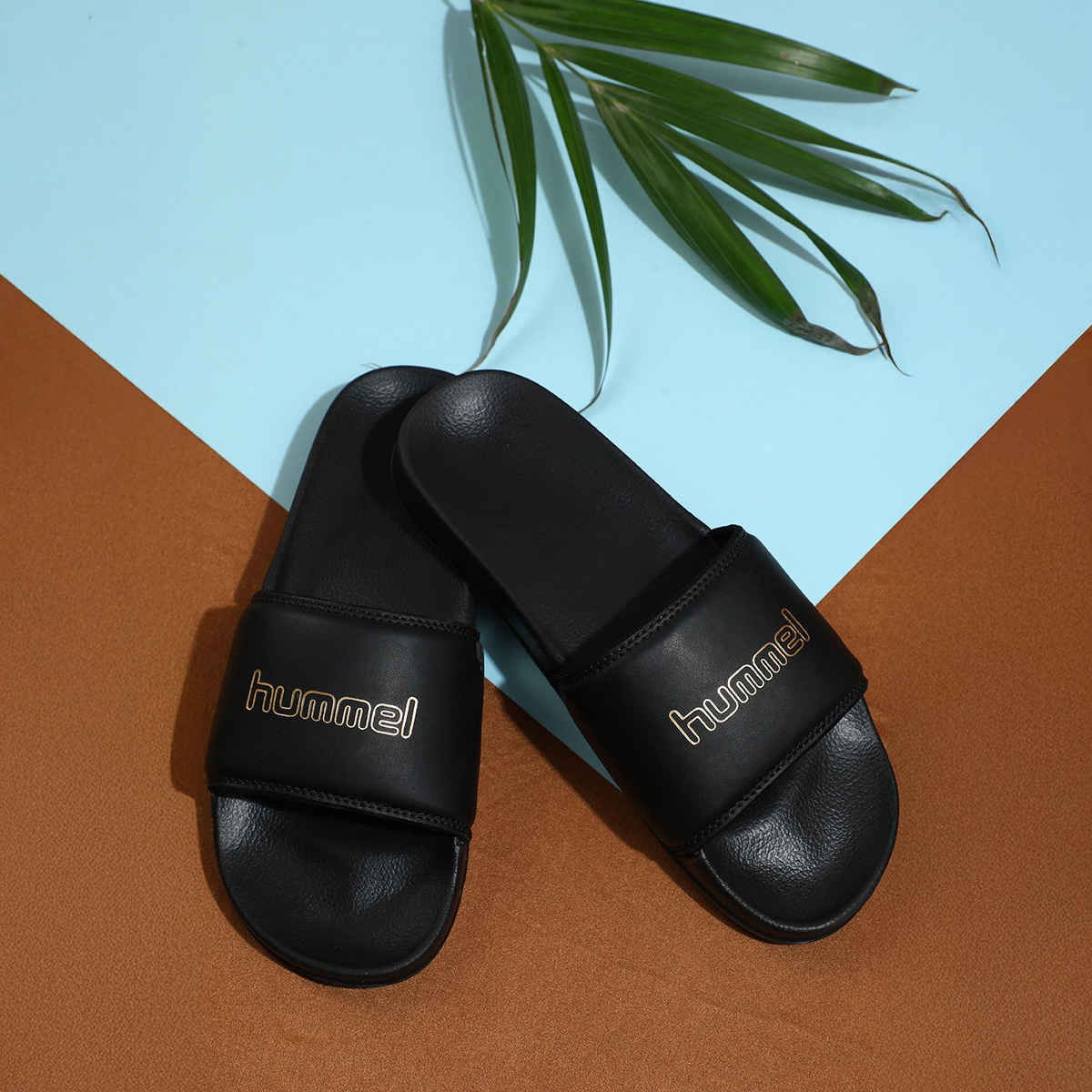 hummel Classic lightweight slides for Men with Cushioned Sole and Arch Support | Black & Gold | 7