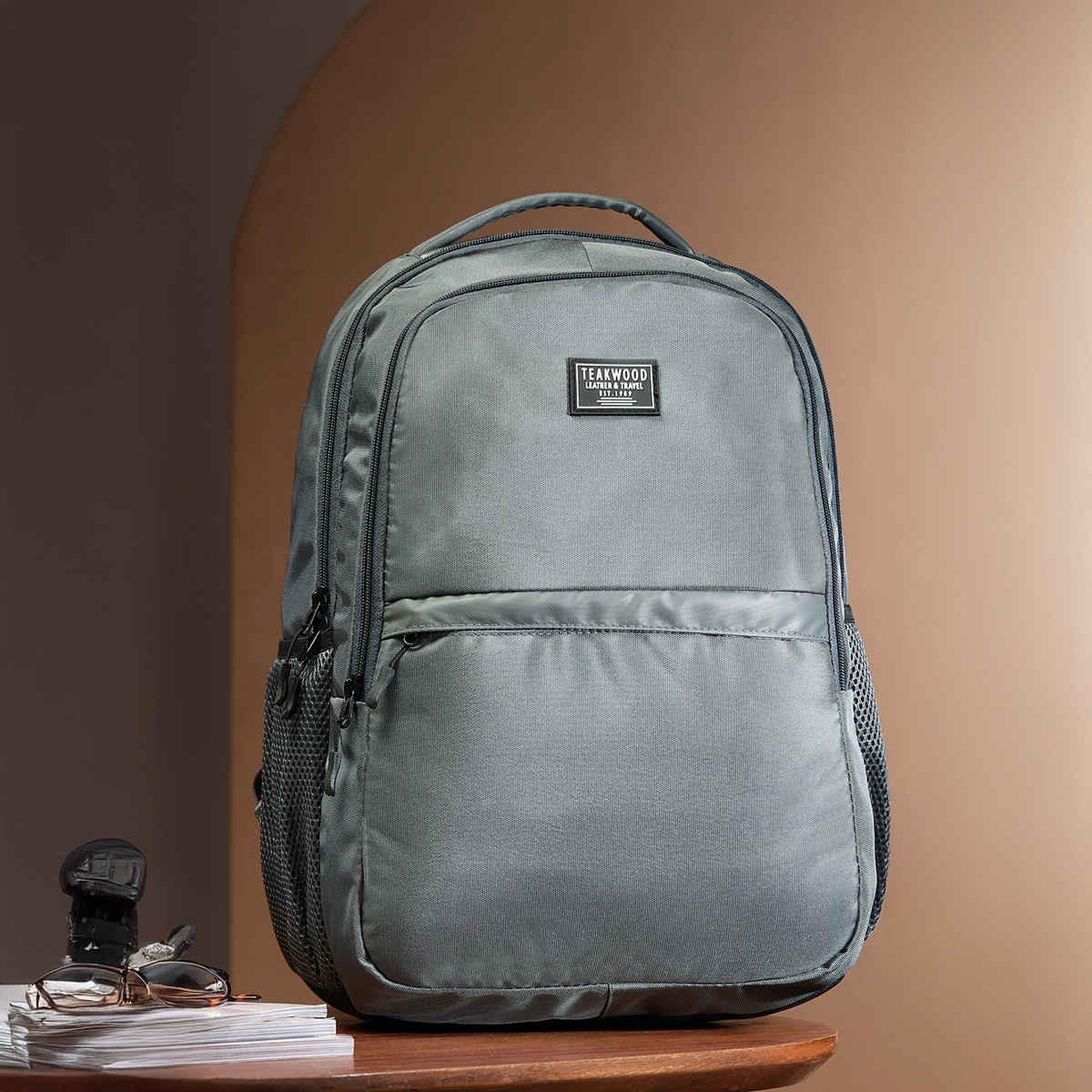 Teakwood Unisex Leathers Vasily Backpack | Grey - 30 L