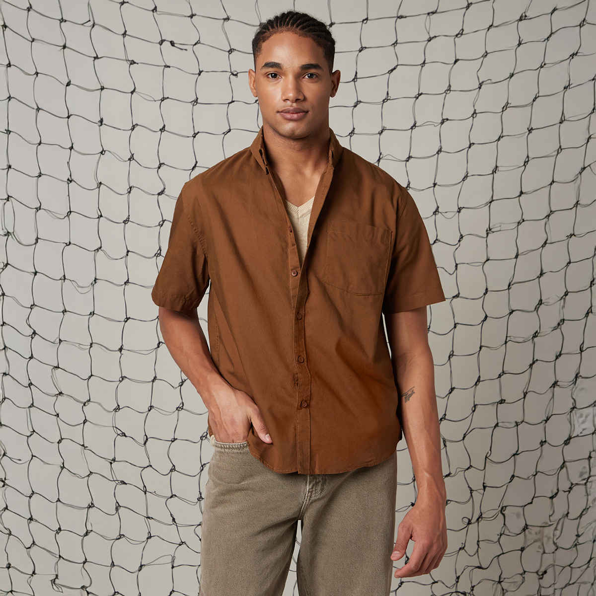 Hubberholme Men's Oversize Half Sleeve Opaque Casual Shirt | Brown - 42